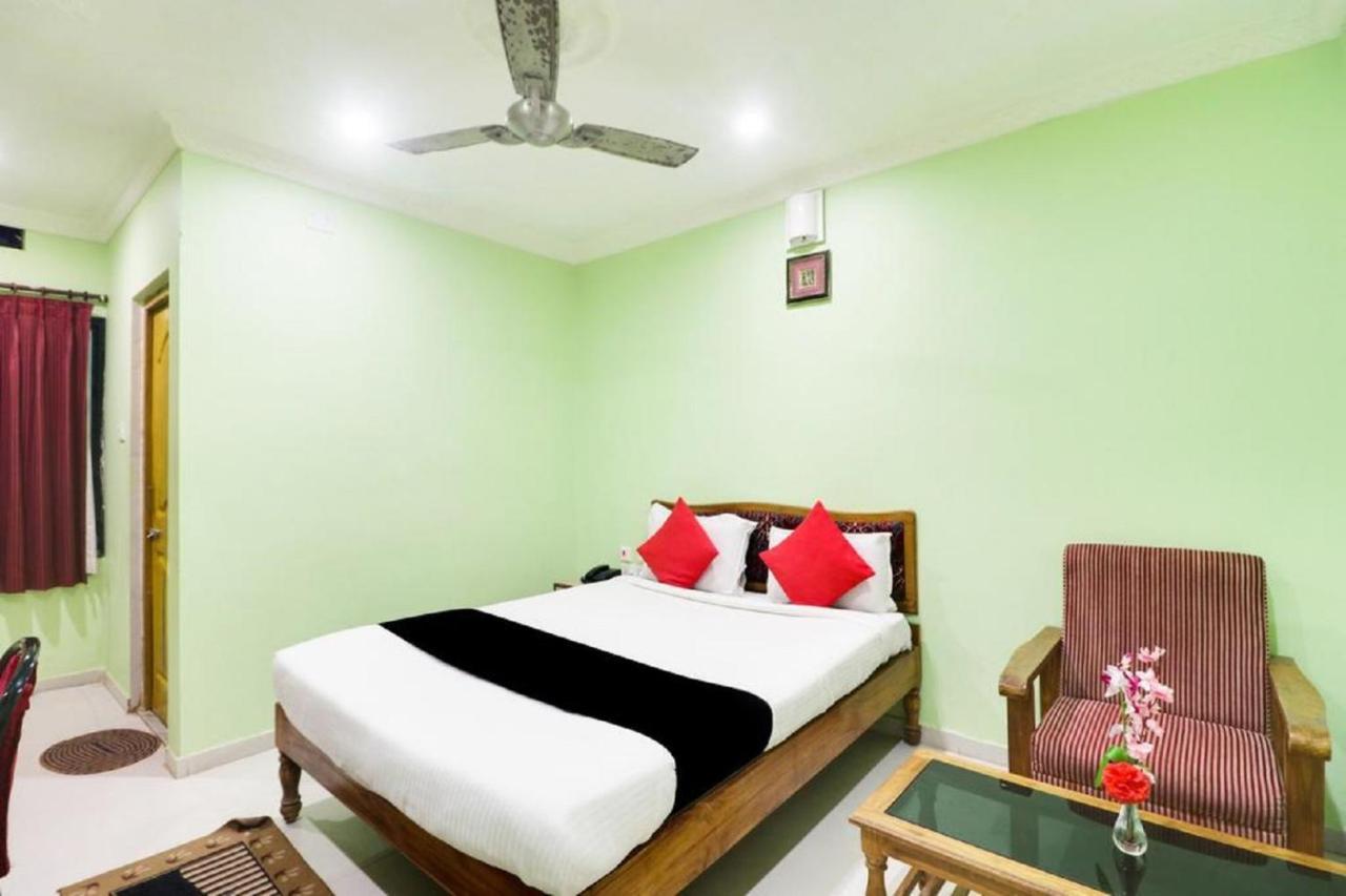 Hotel Sambit International, Near Sea Beach Puri Exterior foto